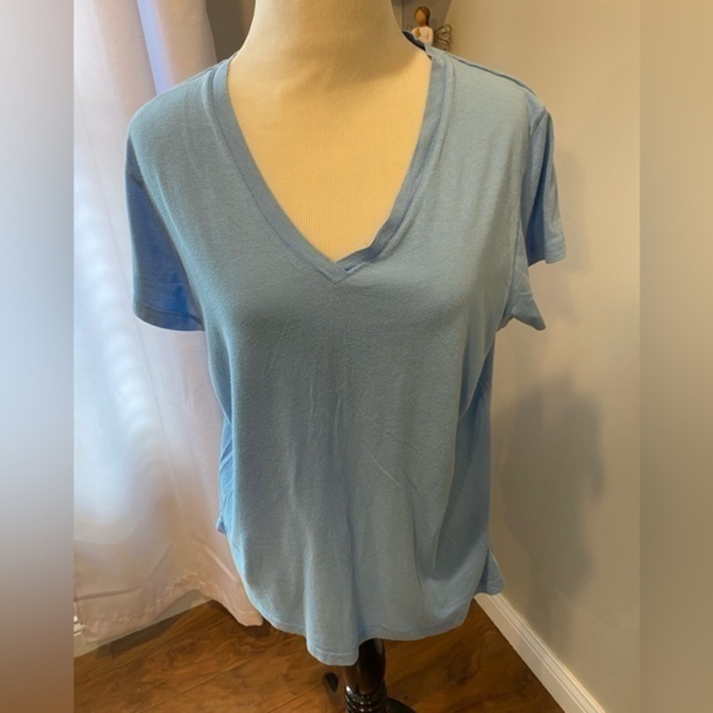 Light blue tee shirt from HUE. Size Medium.